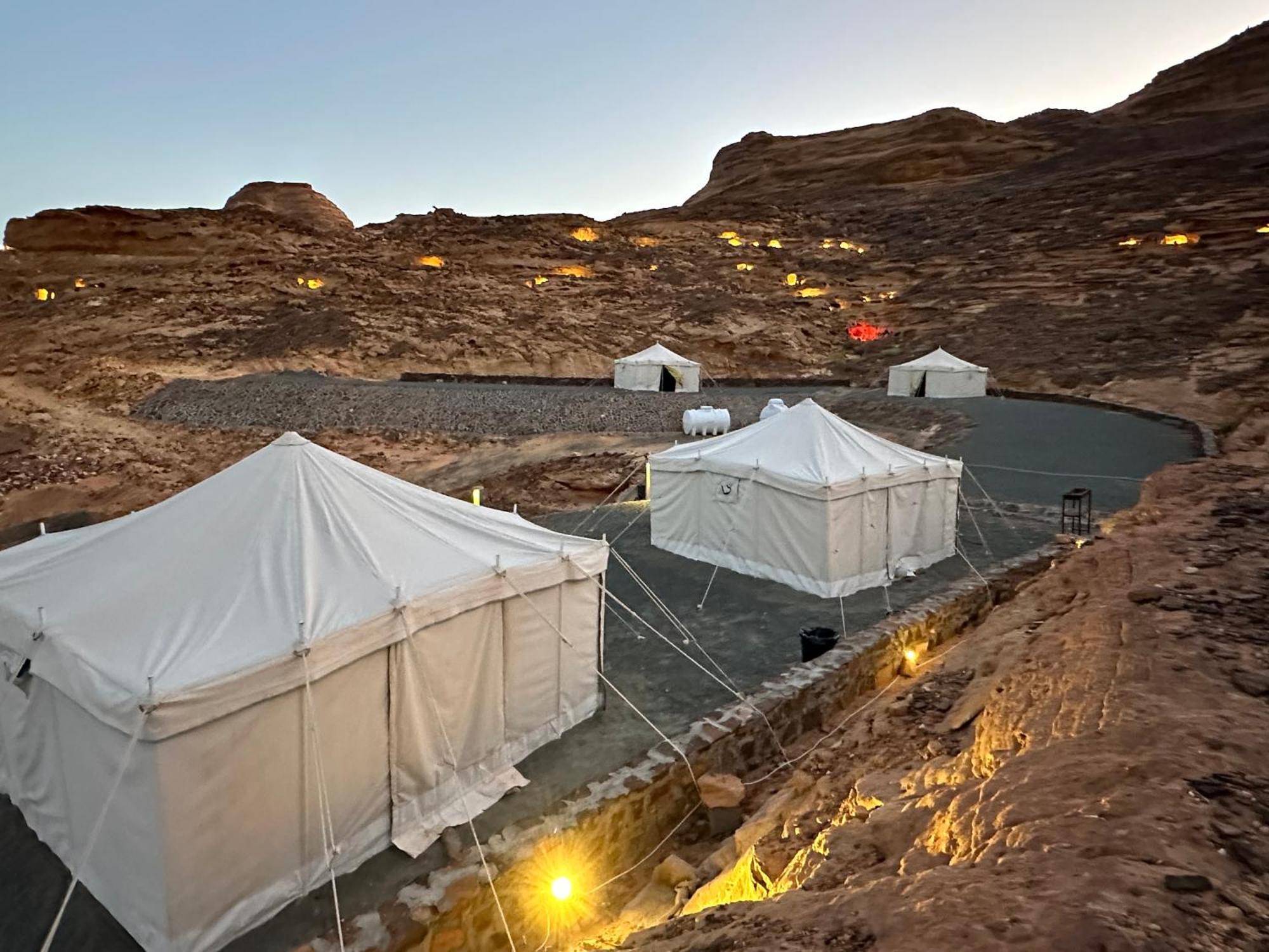 Rural Tents Naseem الخيمةالريفيةalouzaib Аль-Ула Экстерьер фото